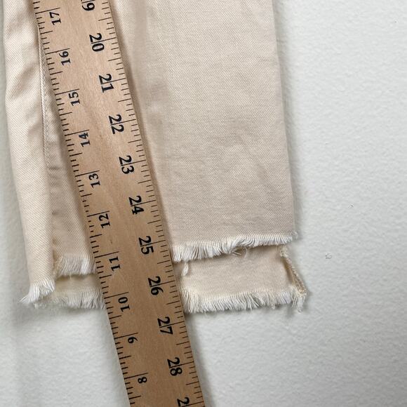 Mother The Insider Crop Step Fray Size 26 Chalk Cream Jeans Lightweight Neutral - Picture 16 of 16